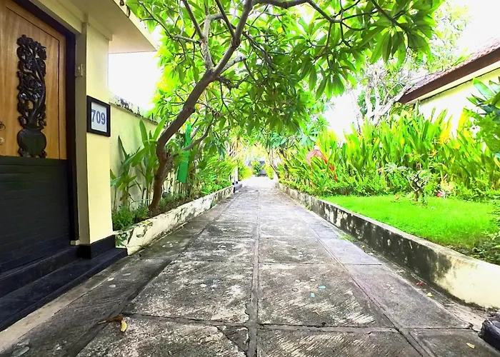 Privat Pool Villa At Kuta
