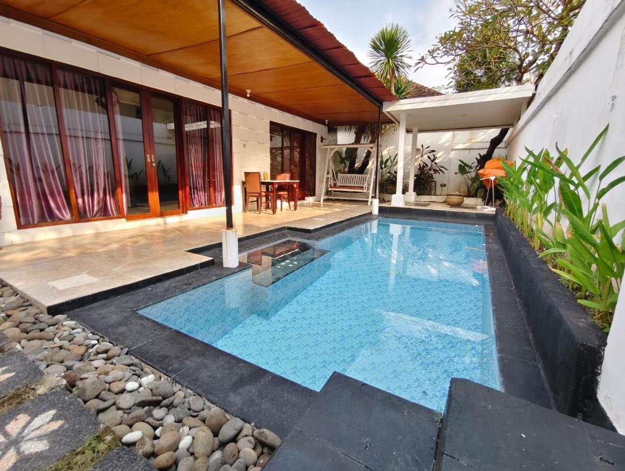 Villa Privat Pool At Kuta *